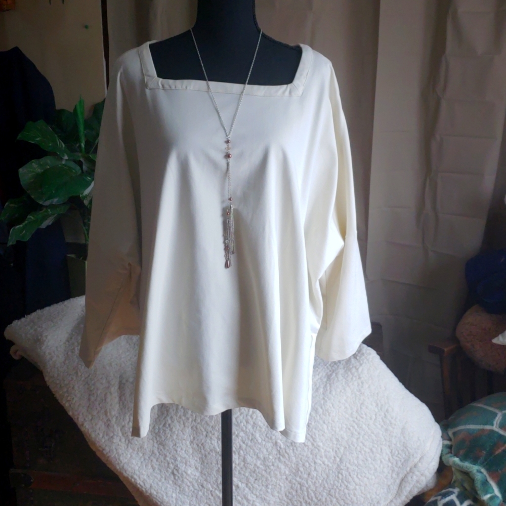 NWT Ivory top